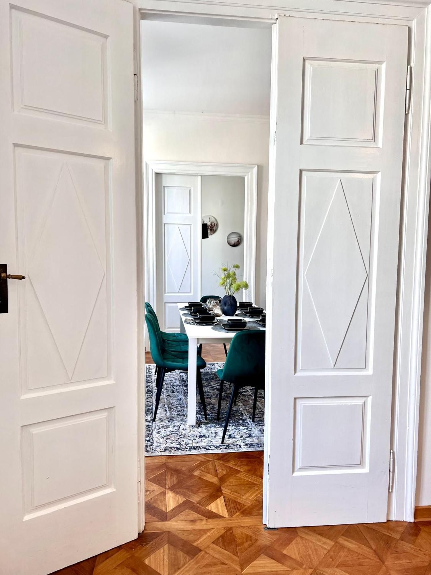 Suite Mitteleuropa Private Parking Трієст Екстер'єр фото